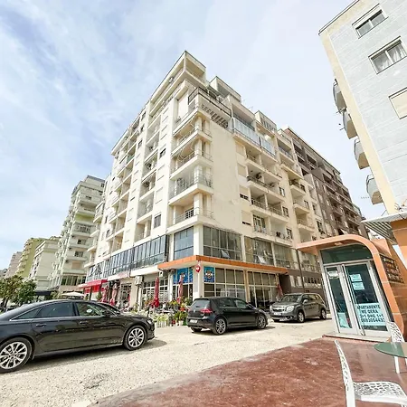 1 Bedroom 1033