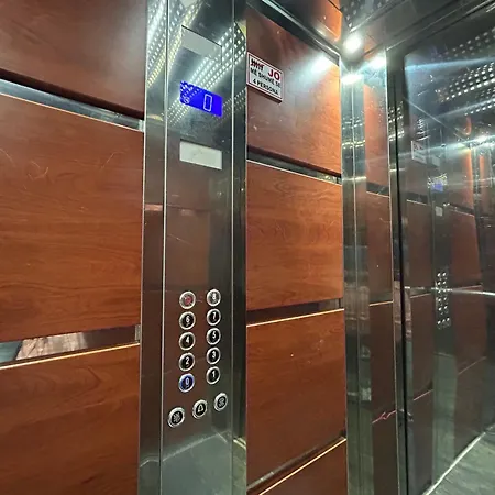 아파트 1 Bedroom 1033 *